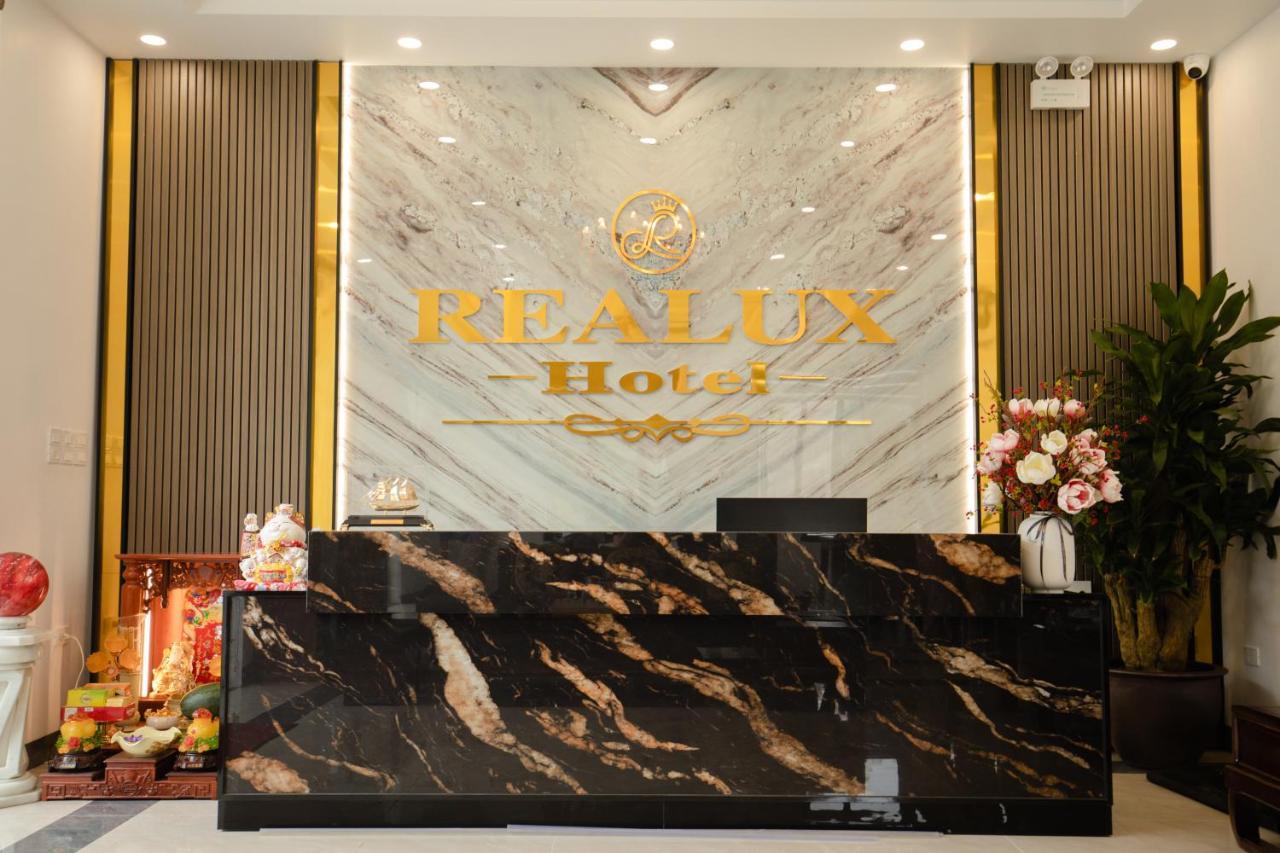 Realux Hotel Sam Son Esterno foto